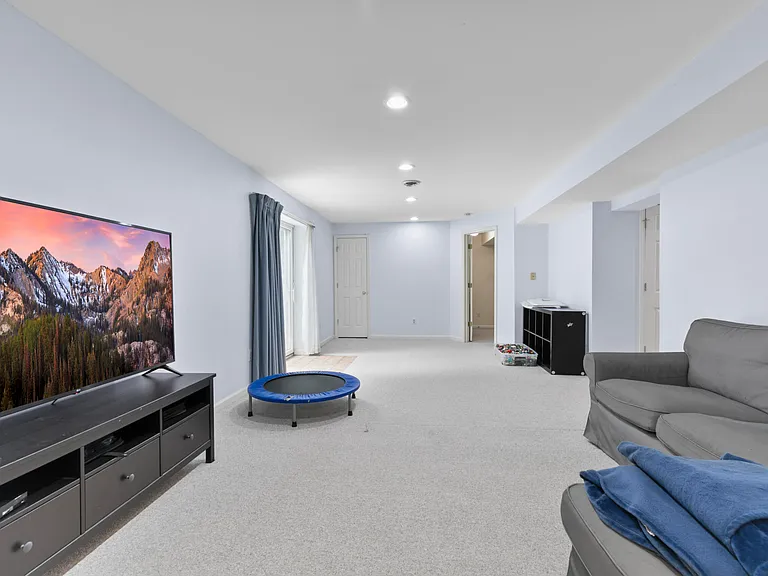 46450 Saffron Ct — Photo 29