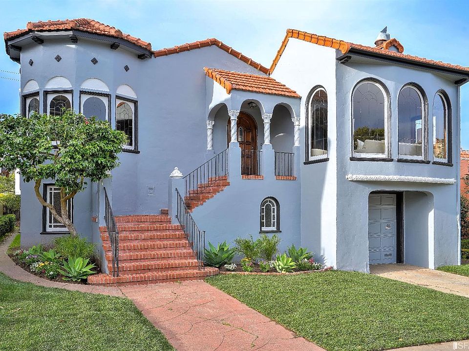 1st image of 44 Vasquez Ave