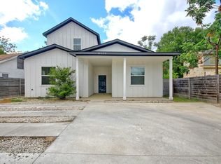 6325 Ponca St #B, Austin, TX 78741