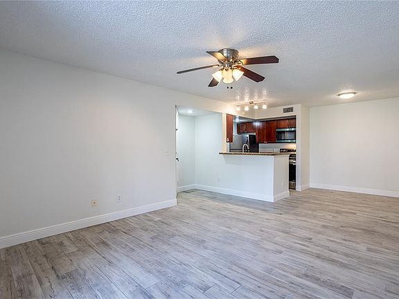 5th image of 5156 Conroy Rd #16