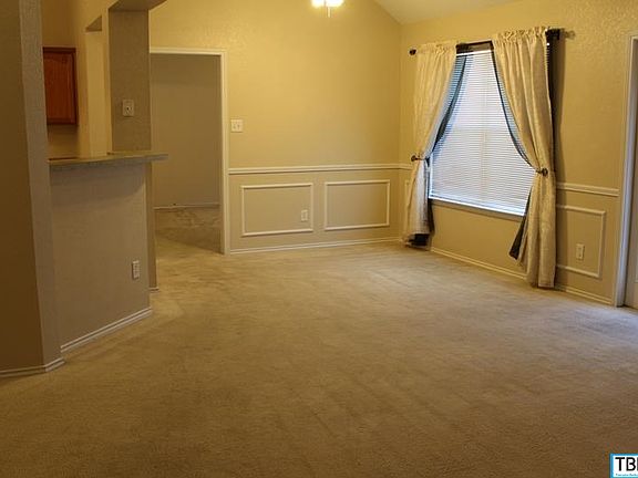 5th image of 1203 Woodhollow Dr