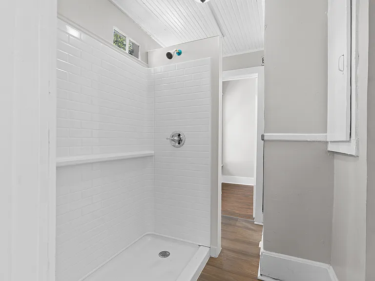 853 Saint Clair St — Photo 12