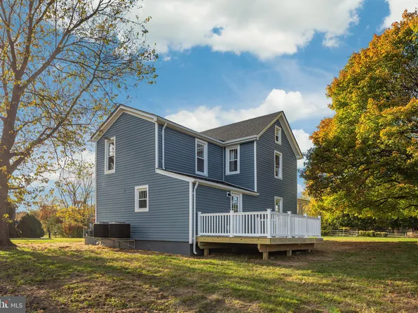 21 Walters Ln, Bentonville, VA 22610