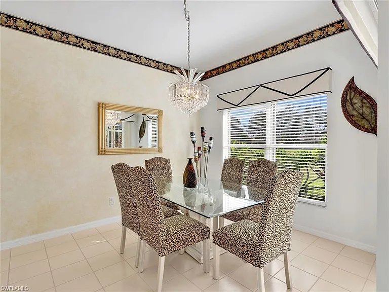 7100 Falcons Glen Blvd — Photo 20