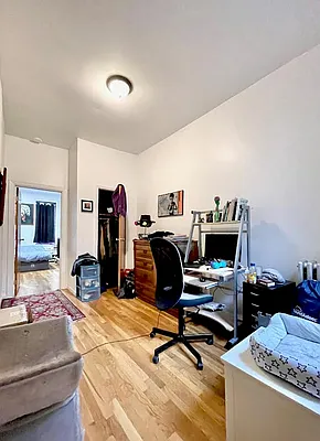 Rented by Parlor Real Estate Corp | media 6