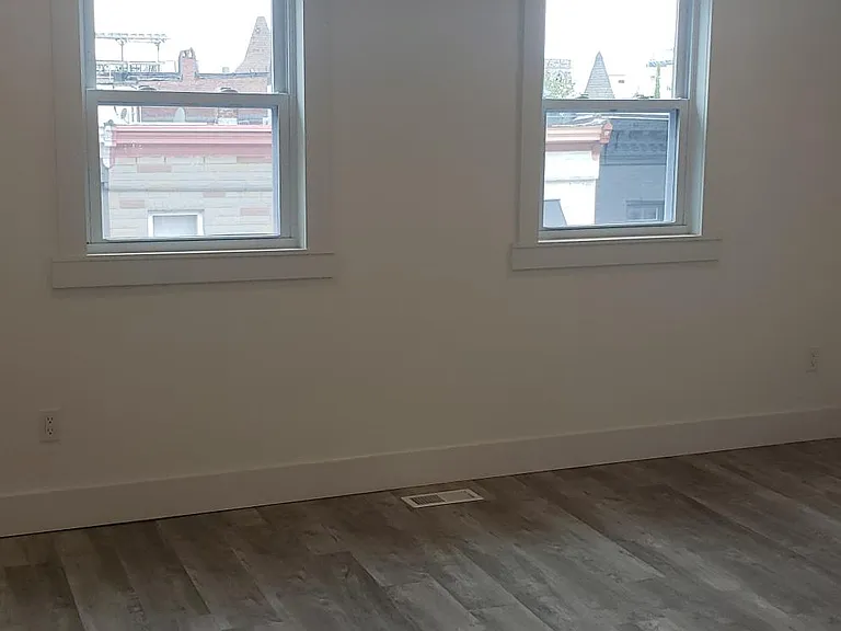 1507 Light St #2 — Photo 7