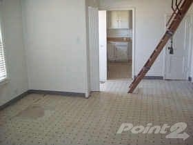 2nd image of 1709 N Highway 174