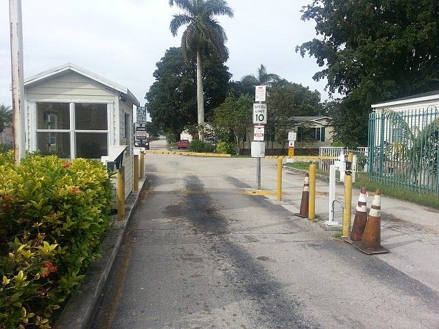 1st image of 220 NE 12th Ave Lot 217