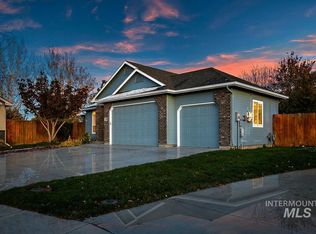 2334 S Chicago St, Nampa, ID 83686