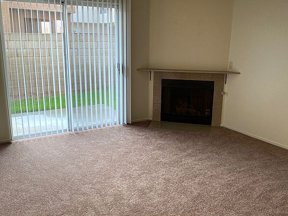 3rd image of 16752 Hoskins Ln #2