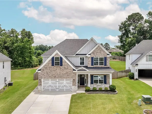 2630 Dunkirk Cir, Auburn, AL 36832
