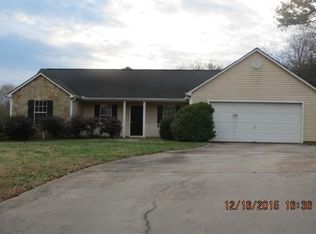 911 Castle Ct, Monroe, GA 30656