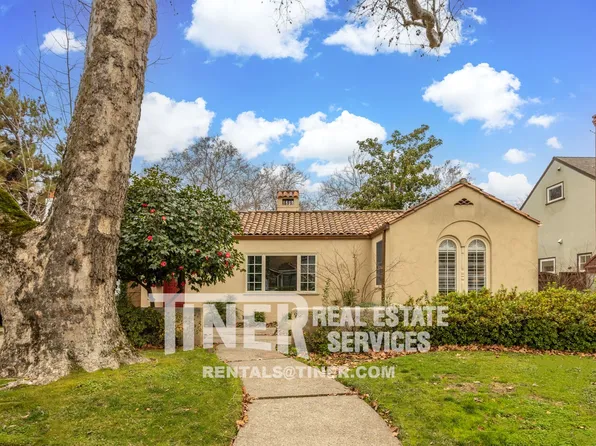 932 42nd St, Sacramento, CA 95819