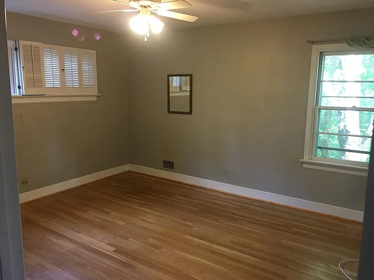 3537 Grandview Dr — Photo 10