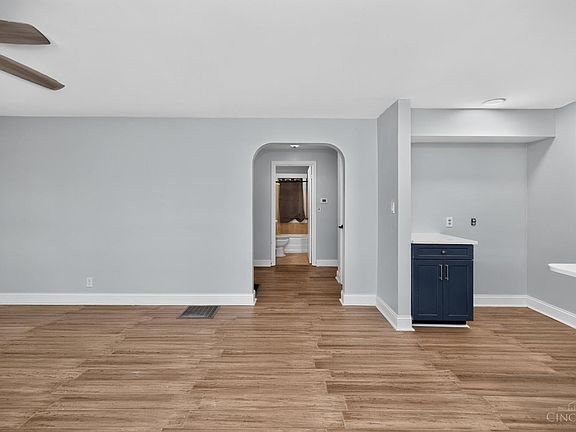 5th image of 4623 River Rd