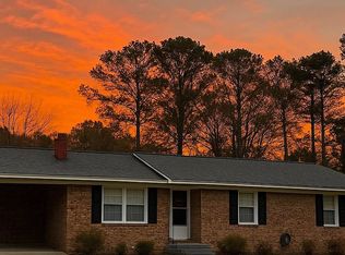 106 Starlight Dr, Rockingham, NC 28379