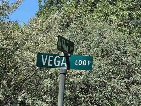 4th image of 4175 Vega Loop