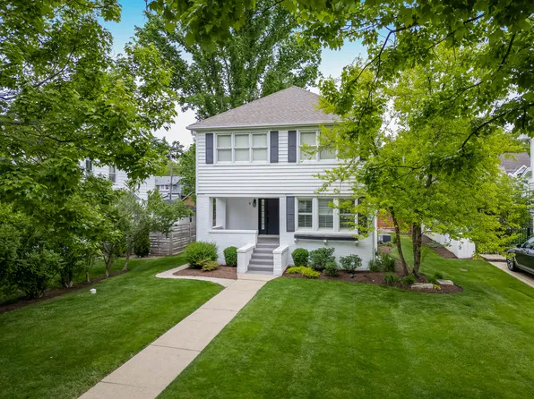 9 S Bruner St, Hinsdale, IL 60521