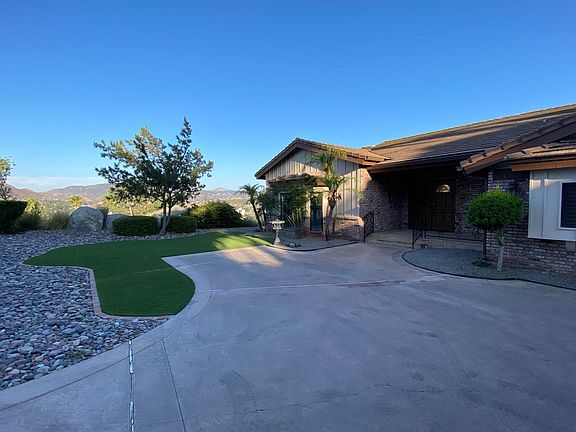 2nd image of 1421 Fuerte Heights Ln