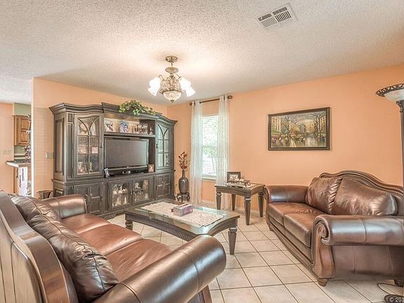 5th image of 20885 River Bend Dr