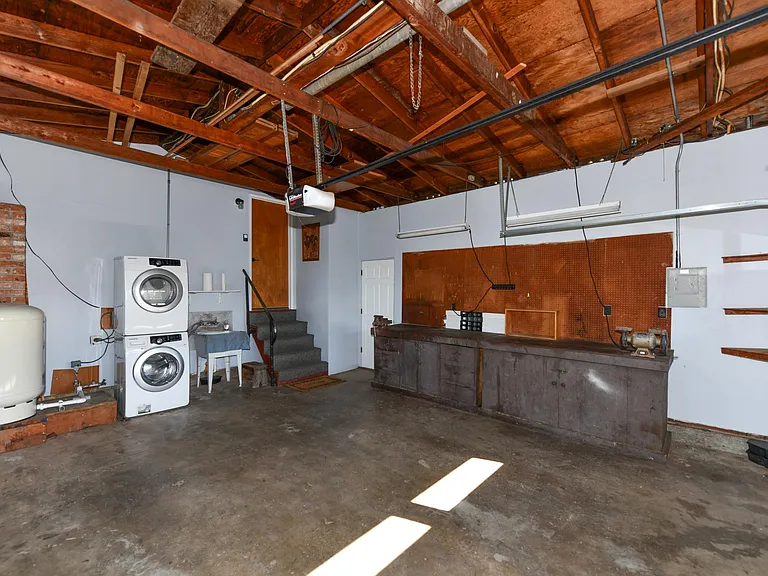 4185 E 3rd Ave — Photo 29