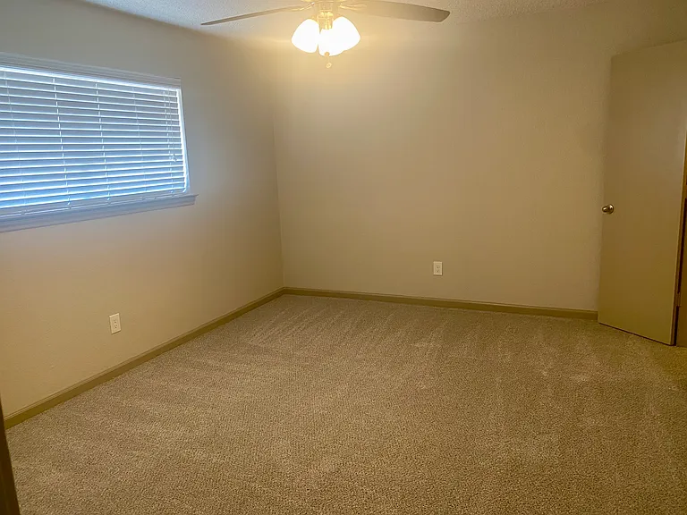 1419 S Story Rd — Photo 9