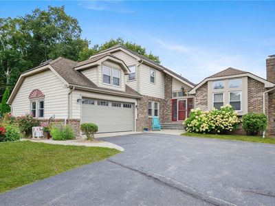 35 Anna Olivo Ct, Narragansett, RI, 02882