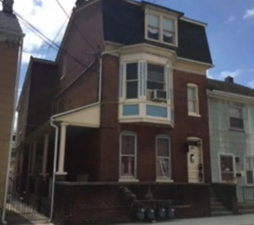 654 W College Ave #2