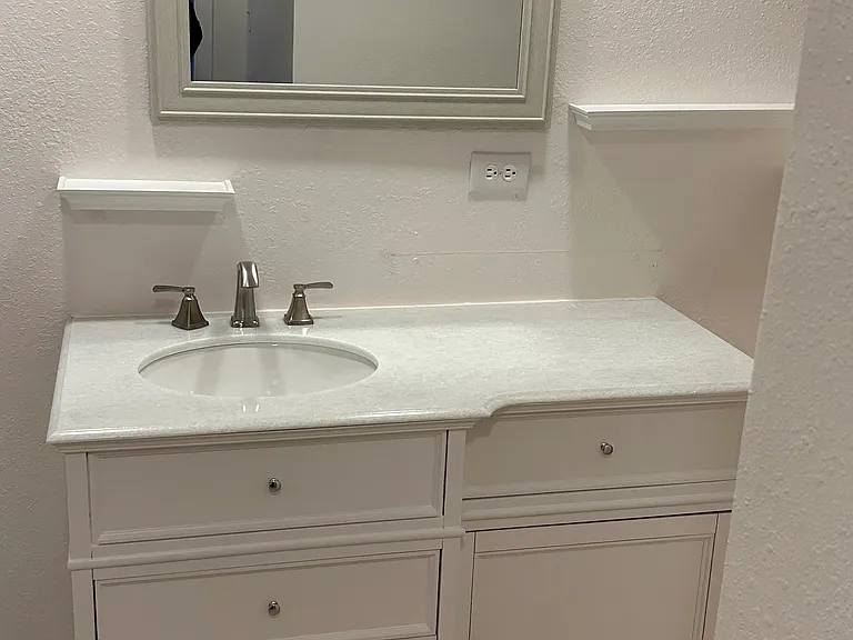 610 Georgetown Dr #10 — Photo 8