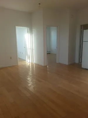 Rented by Astoria Realty | media 6
