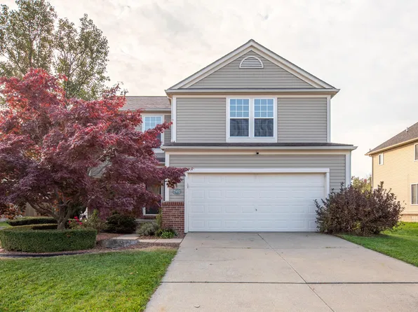 7572 Dover Dr, Ypsilanti, MI 48197