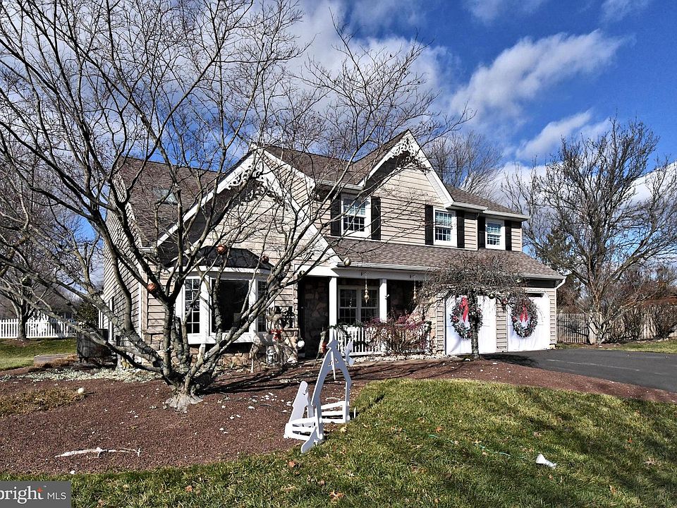 1st image of 192 Greenbriar Ln