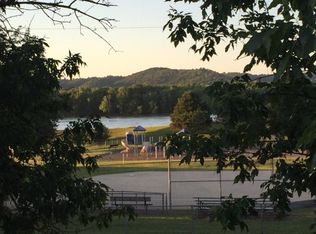 731 E Front St APT 3, Winona, MN 55987