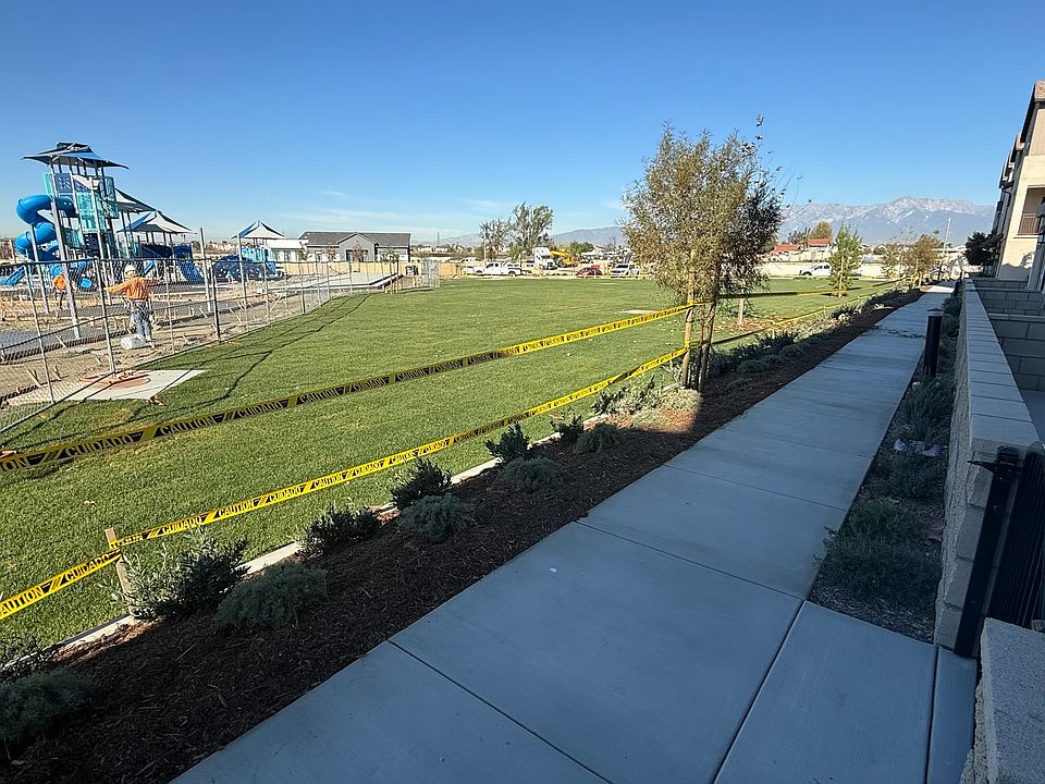 1st image of 5991 Huntington Dr