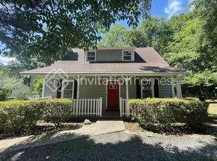 124 Plaza Dr, Harrisburg, NC 28075
