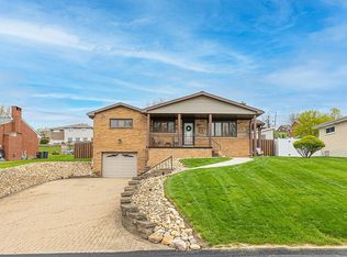 206 McLay Dr, Elizabeth, PA