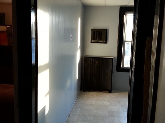 2nd fl hallway into kitchen