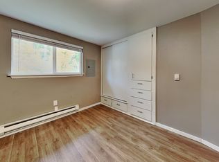 102 Summit Ave N APT 10, Kent, WA 98030