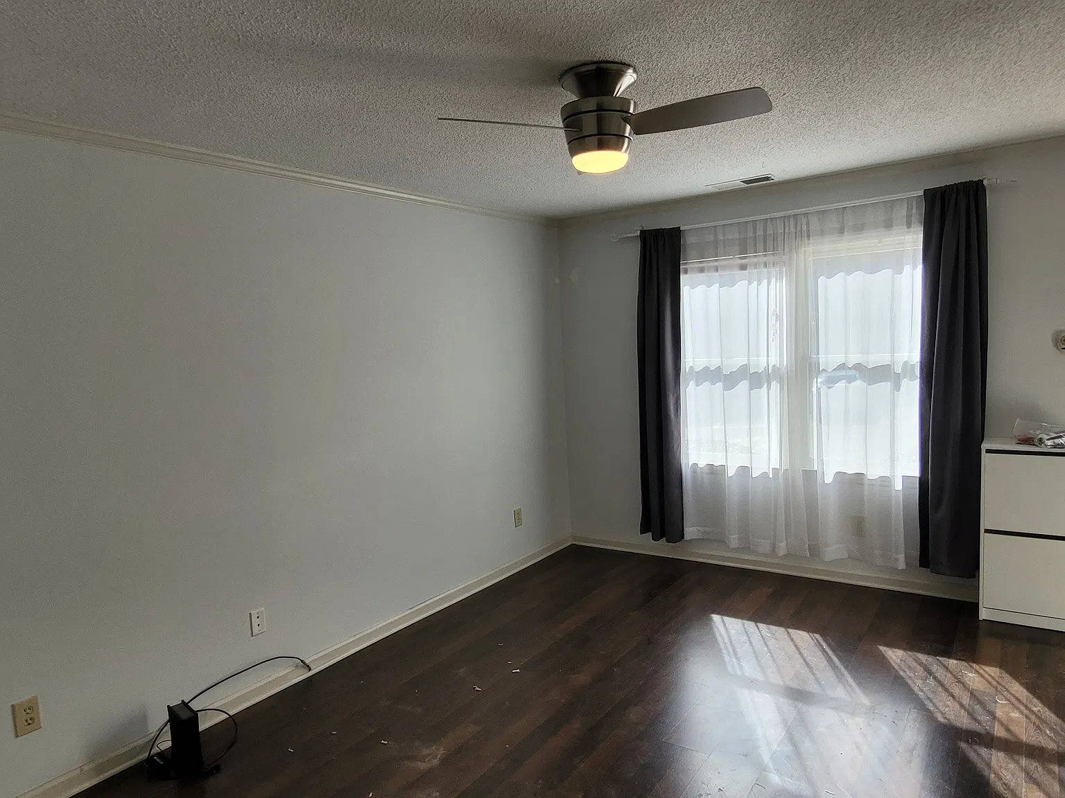2 bed, 2.5 bath, 1024 sqft, $1,490 — Photo 2