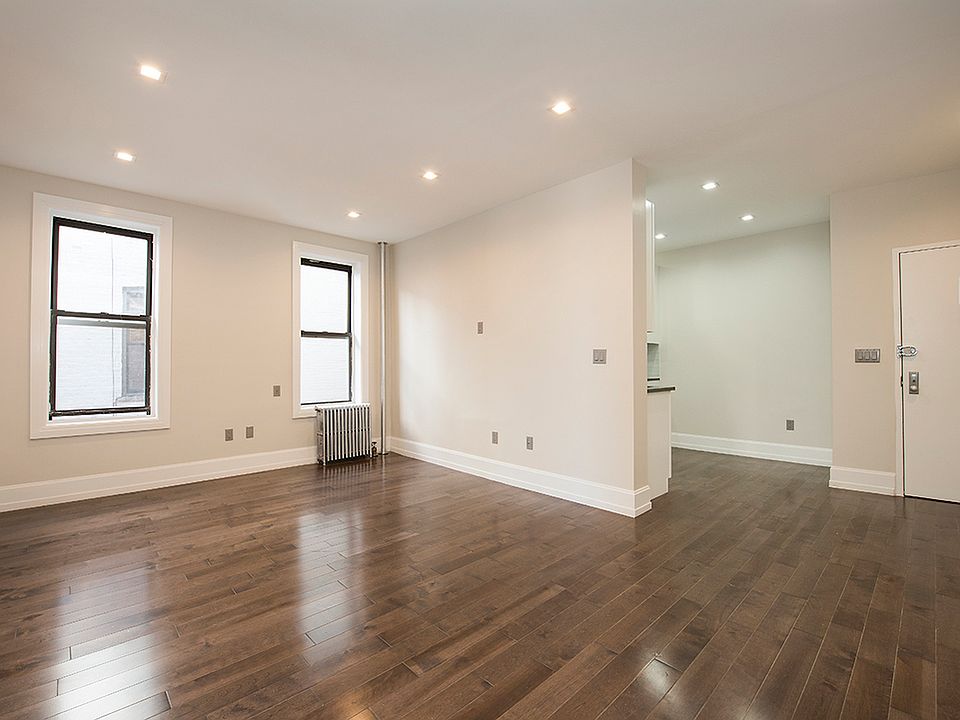 2nd image of 8002 21st Ave #E