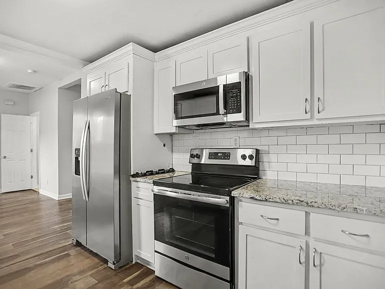 796 Peeples St SW — Photo 12