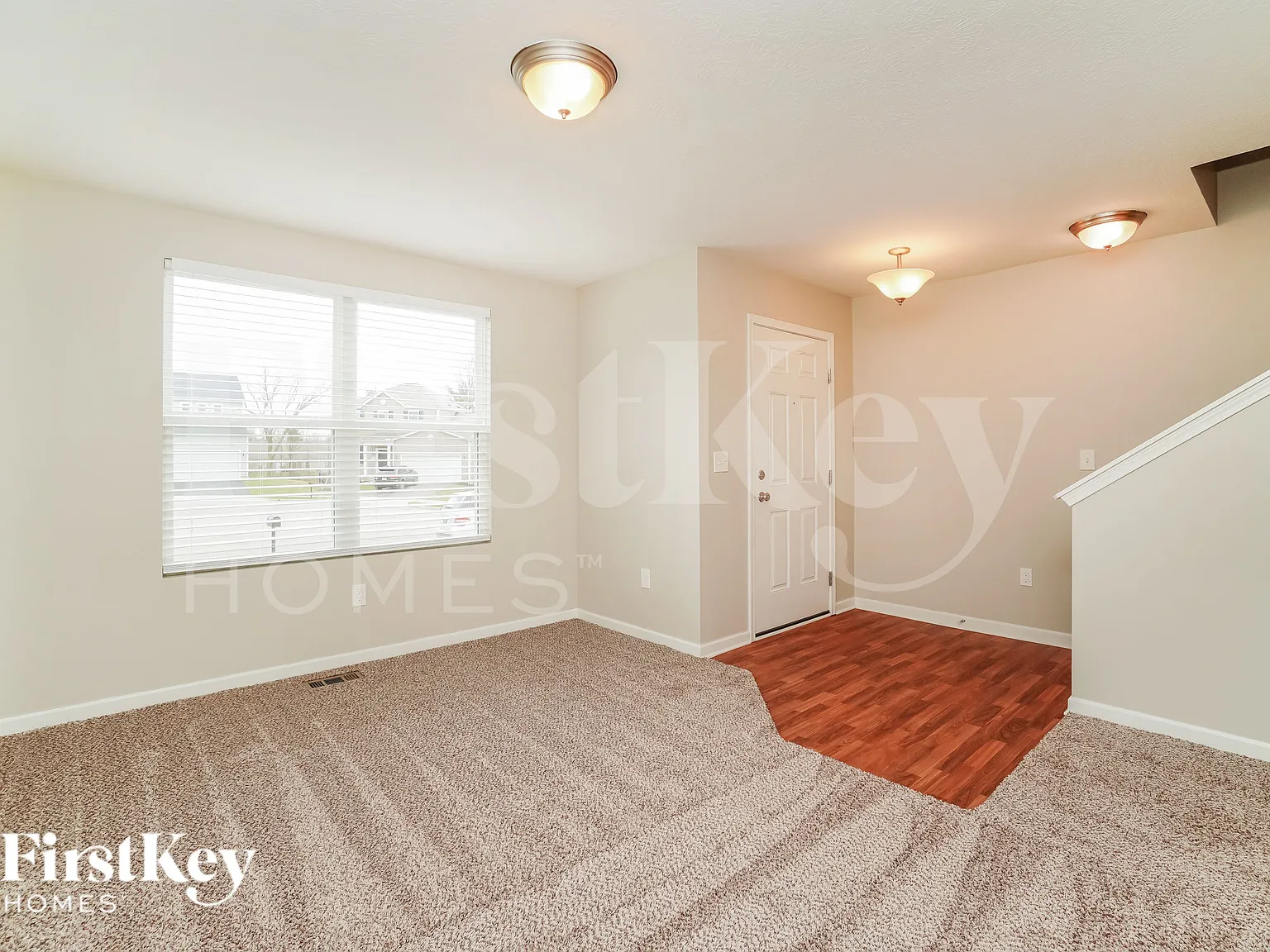 4 bed, 2.5 bath, 2060 sqft, $2,635 — Photo 2