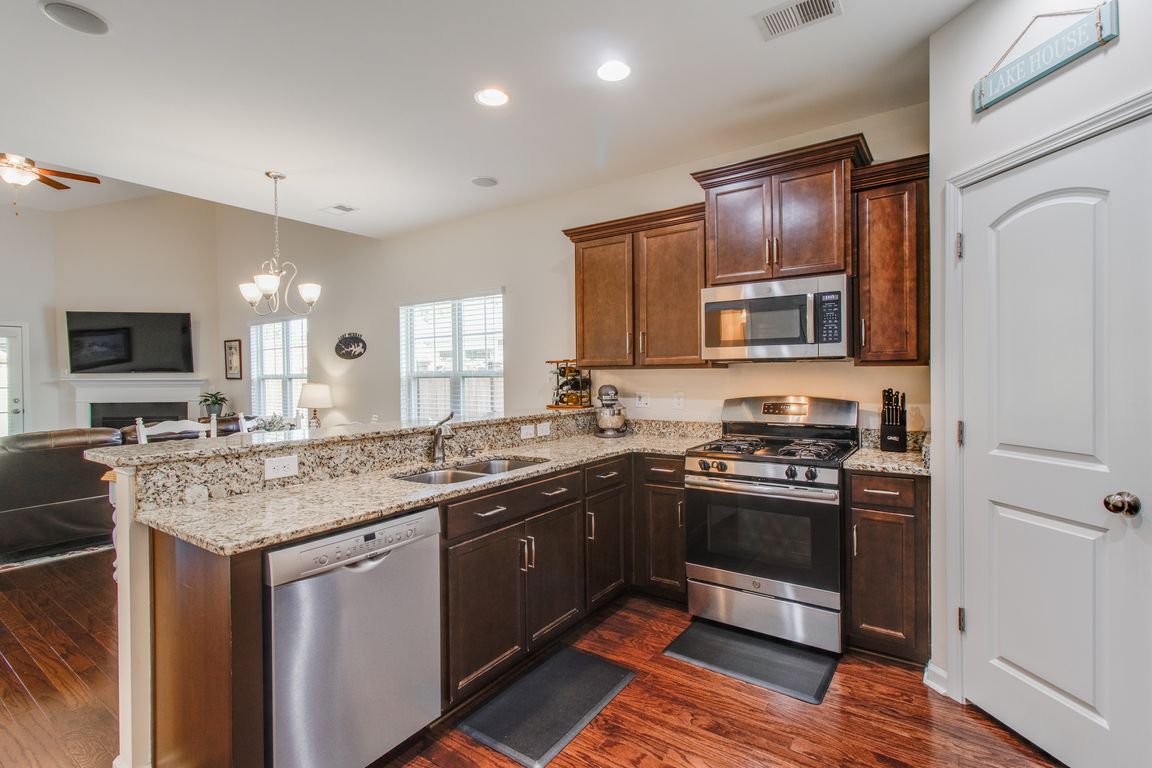 next background image