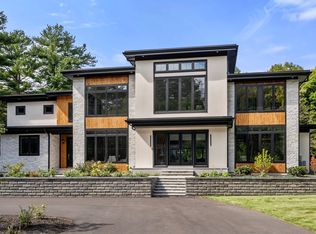 60 Locust Ln, Needham, MA 02492