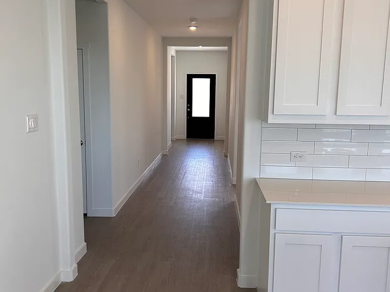 1020 Flameleaf Dr — Photo 21