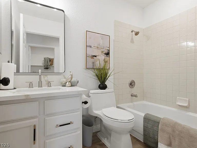 1034 Skysail Dr — Photo 24
