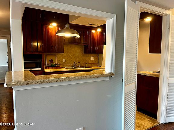 3rd image of 2845 Hikes Ln APT 206