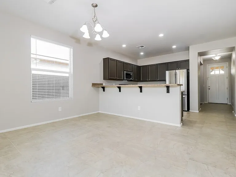 10425 W Pima St — Photo 6