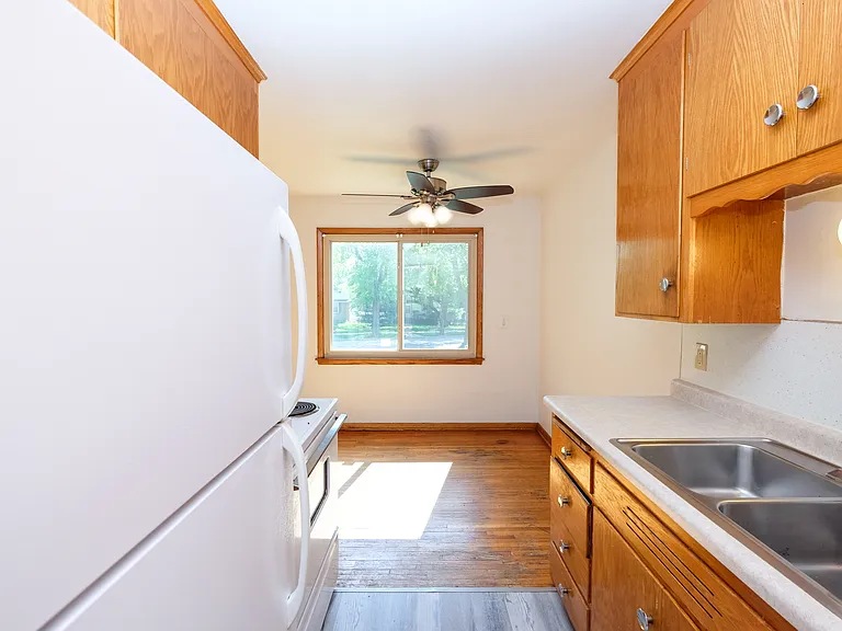 4330 Minnehaha Avenue — Photo 13