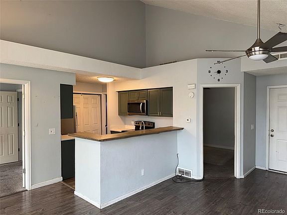3rd image of 13762 E Lehigh Avenue #B